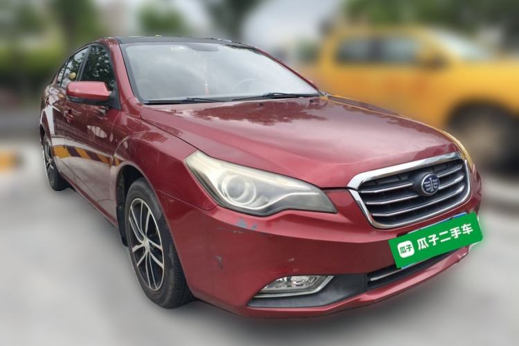 Used Bestune B50 2013 1.6L manual luxury version Front Right 45 Deg