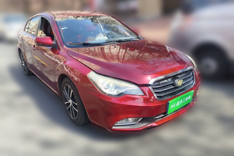 Used Bestune B50 2013 1.6L manual Comfort trim level Front Right 45 Deg