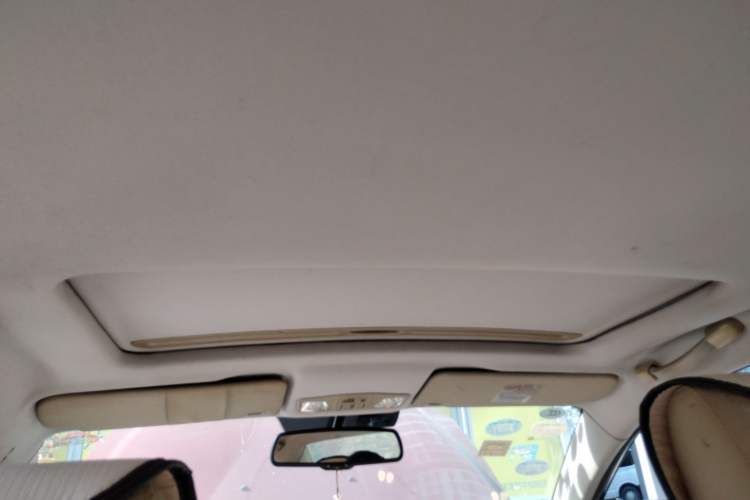 Used Bestune B50 2013 1.6L automatic luxury version Headliner