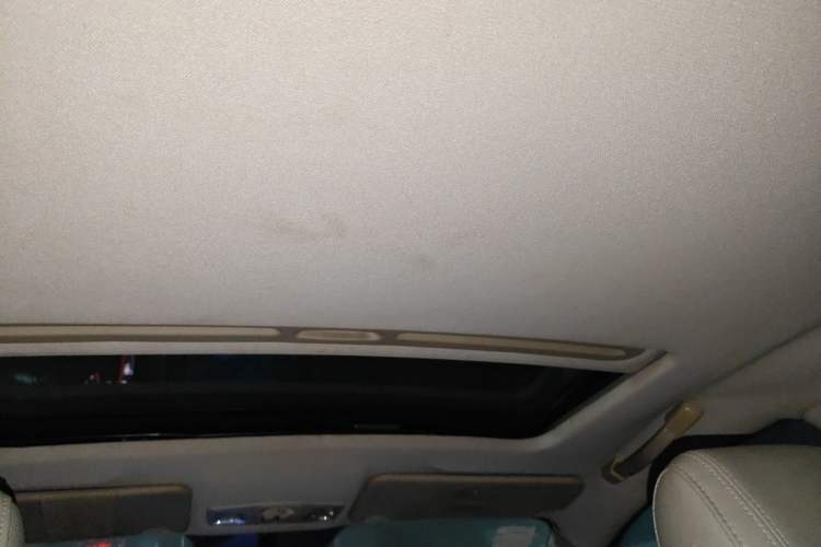Used Bestune B50 2013 1.6L automatic luxury version Headliner