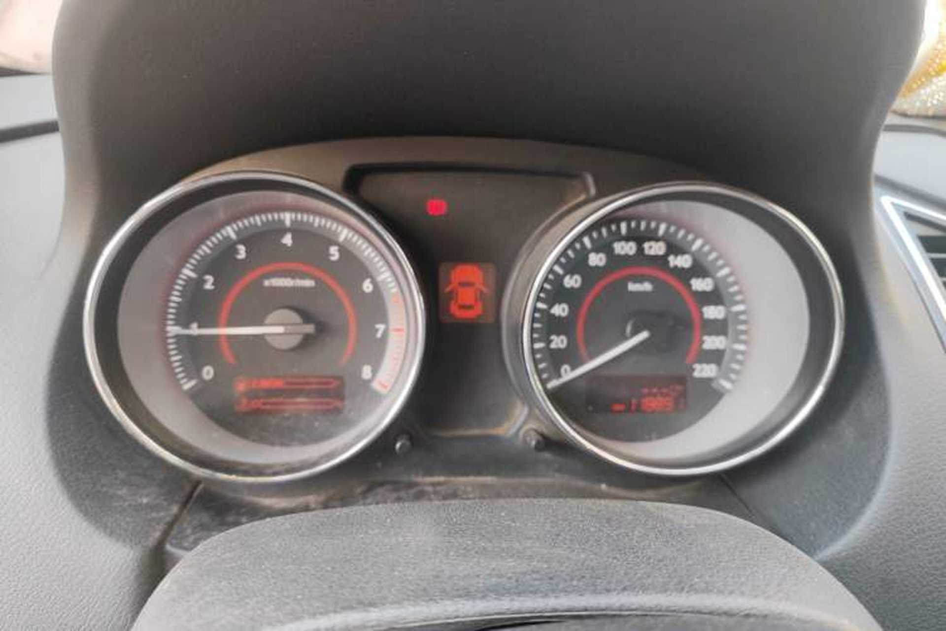 Used Bestune B50 2013 1.6L manual Comfort trim level Instrument Cluster