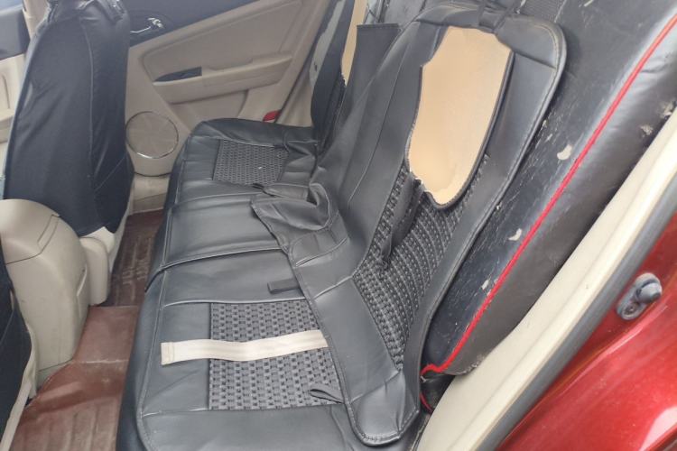 Used Bestune B50 2013 1.6L manual luxury version Left Rear Seat