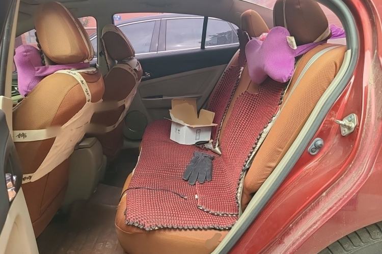 Used Bestune B50 2013 1.6L manual luxury version Left Rear Seat