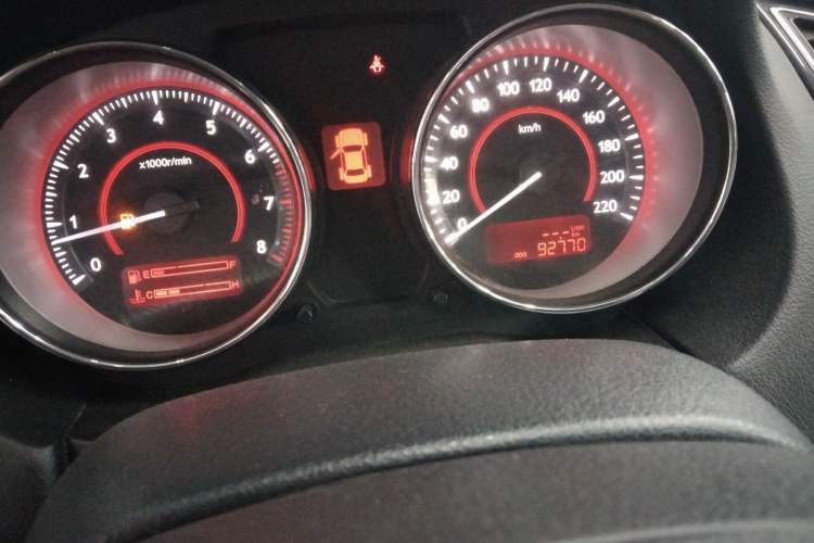 Used Bestune B50 2013 1.6L manual luxury version Odometer Close Up