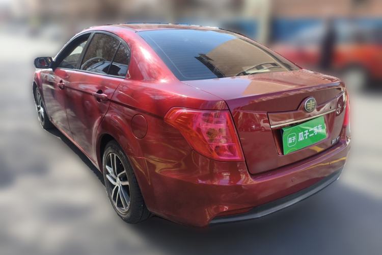 Used Bestune B50 2013 1.6L manual Comfort trim level Rear Left 45 Deg
