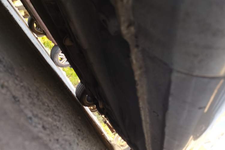 Used Bestune B50 2013 1.6L manual luxury version Chassis Front Left