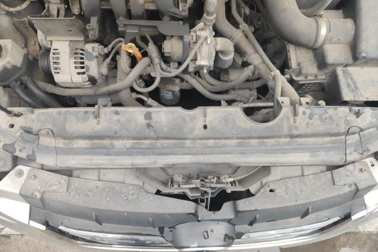Used Bestune B50 2013 1.6L manual luxury version Engine Bay