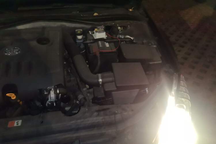 Used Bestune B50 2013 1.6L manual Partner Edition Engine Bay Left