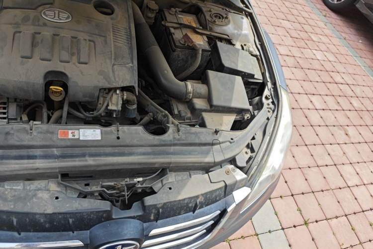 Used Bestune B50 2013 1.6L manual Comfort trim level Engine Bay Left