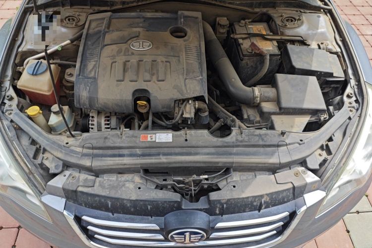 Used Bestune B50 2013 1.6L manual Comfort trim level Engine Bay