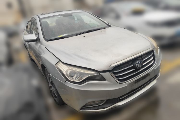 Used Bestune B50 2013 1.6L manual luxury version Front Right 45 Deg