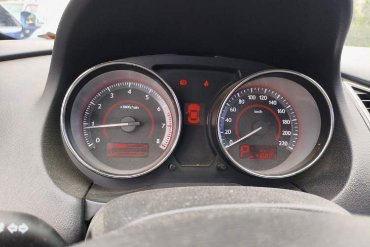 Used Bestune B50 2013 1.6L automatic luxury version Instrument Cluster