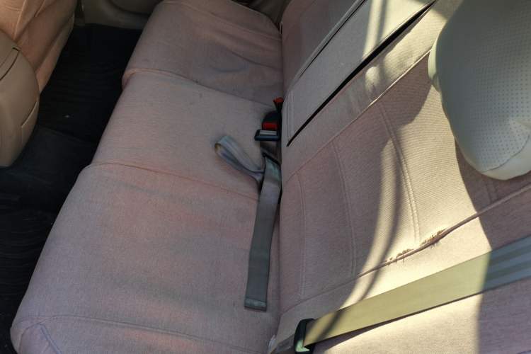 Used Bestune B50 2013 1.6L manual luxury version Left Rear Seat