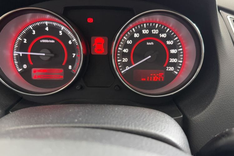 Used Bestune B50 2013 1.6L manual luxury version Odometer Close Up