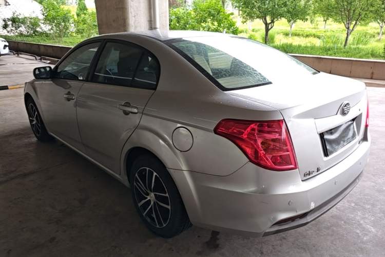 Used Bestune B50 2013 1.6L manual Comfort trim level Rear Left 45 Deg