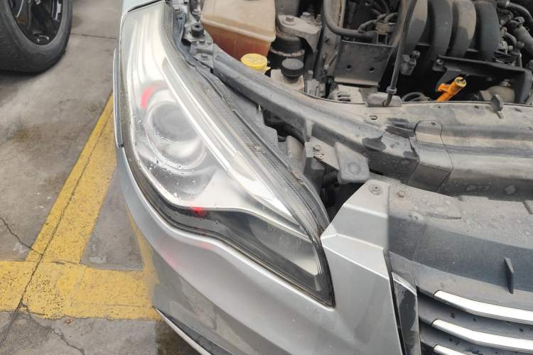 Used Bestune B50 2013 1.6L manual luxury version Right Front Headlight