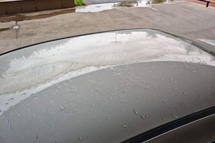Used Bestune B50 2013 1.6L manual Comfort trim level Roof