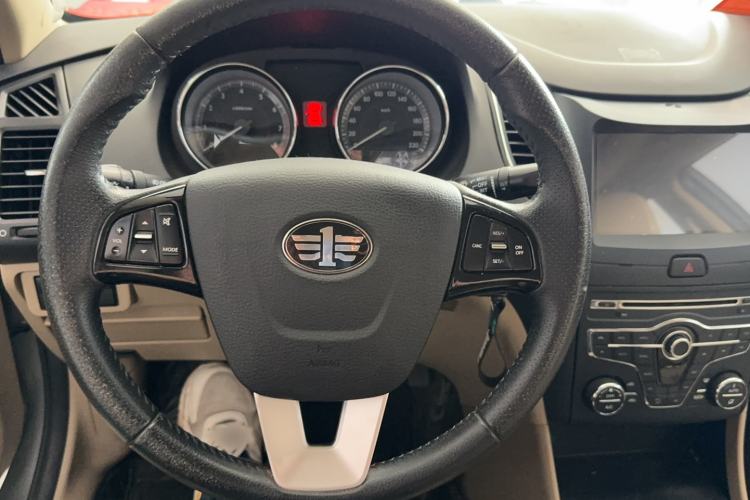 Used Bestune B50 2013 1.6L manual luxury version Steering Wheel