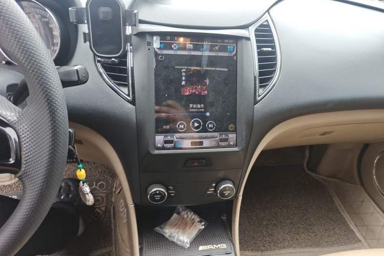 Used Bestune B50 2013 1.8L automatic comfort version Audio And AC Panel