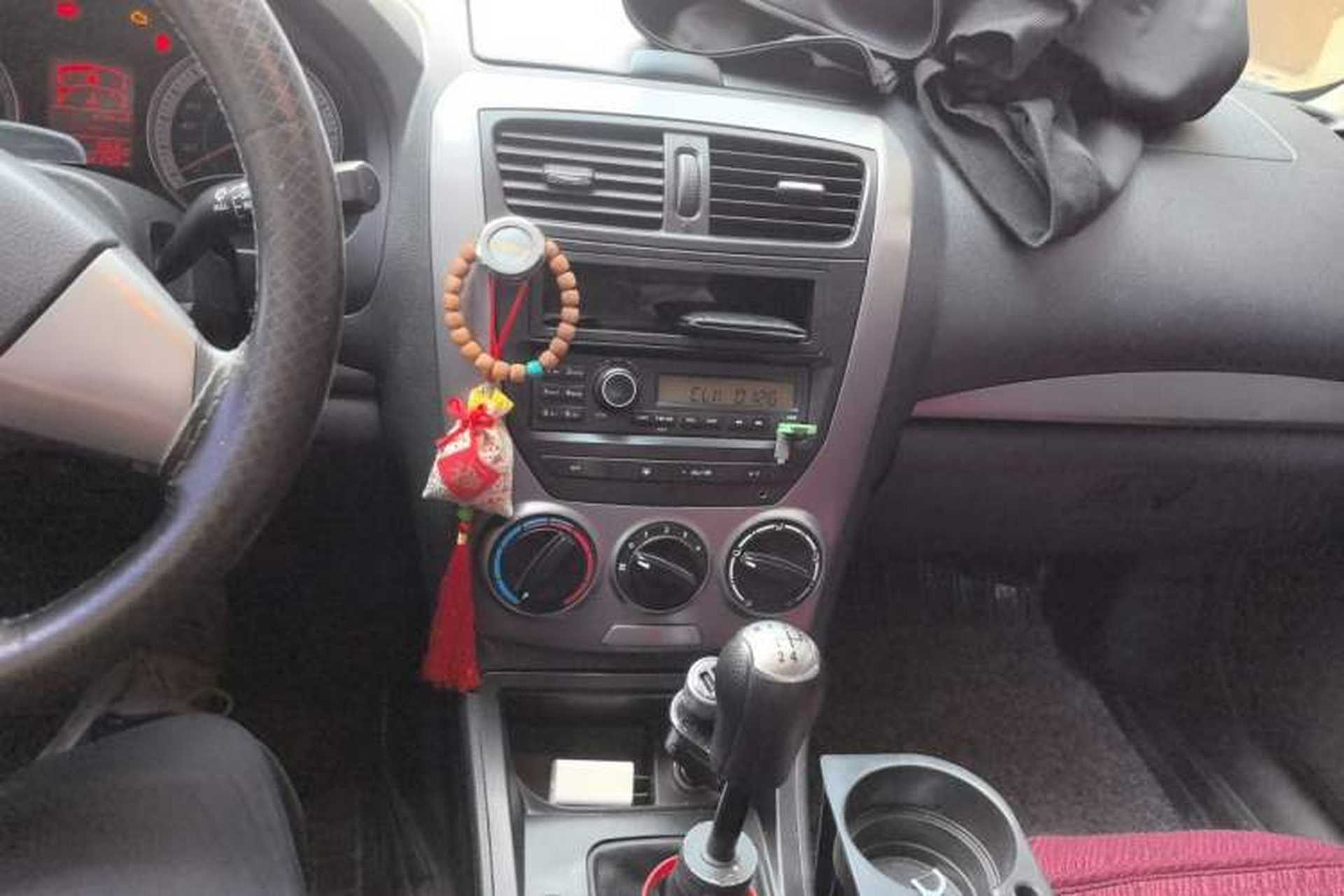 Used Bestune B50 2013 1.6L manual Partner Edition Audio And AC Panel
