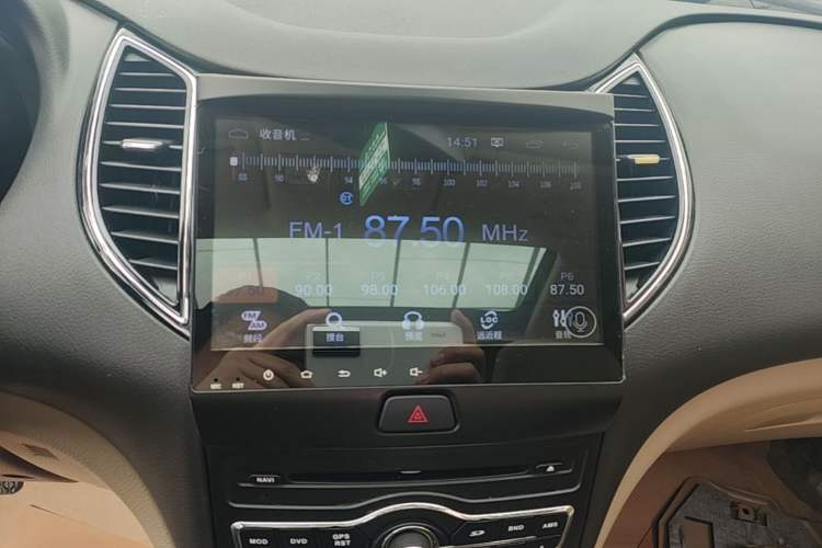 Used Bestune B50 2013 1.6L manual luxury version Audio And AC Panel