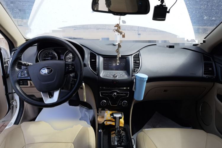 Used Bestune B50 2013 1.6L automatic luxury version
