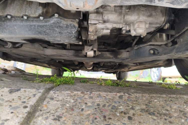 Used Bestune B50 2013 1.6L manual luxury version Chassis Front