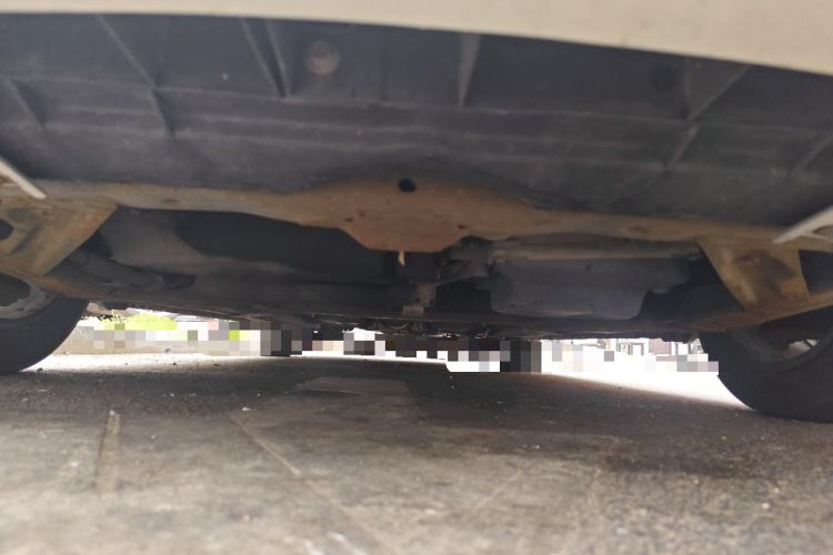 Used Bestune B50 2013 1.6L automatic luxury version Chassis Front