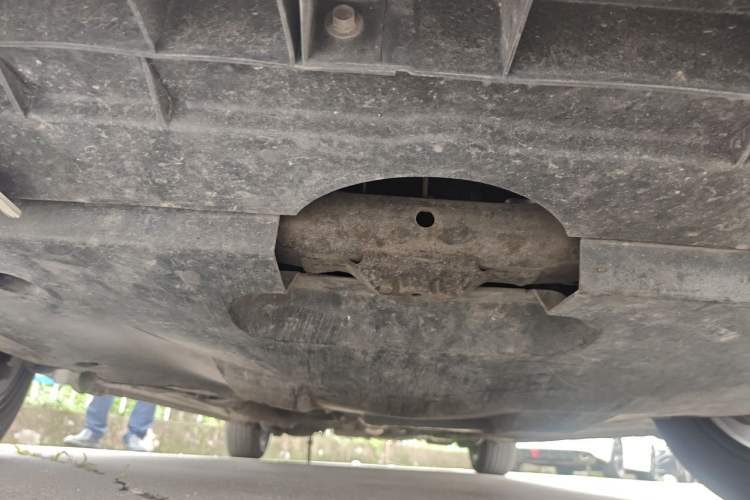 Used Bestune B50 2013 1.8L automatic comfort version Chassis Front