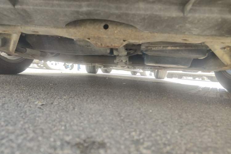 Used Bestune B50 2013 1.6L automatic luxury version Chassis Front