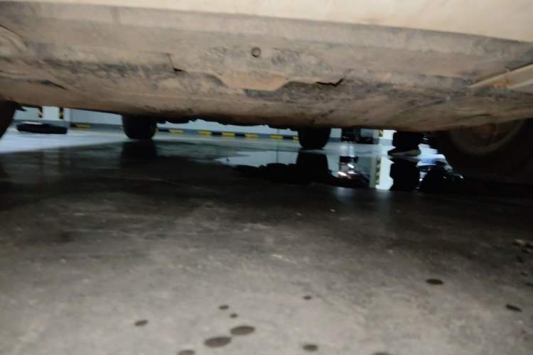 Used Bestune B50 2013 1.6L automatic luxury version Chassis Front