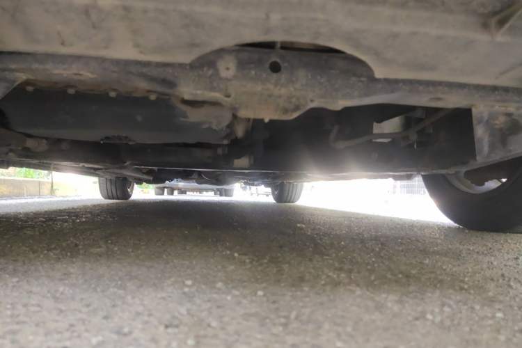 Used Bestune B50 2013 1.6L manual Comfort trim level Chassis Front