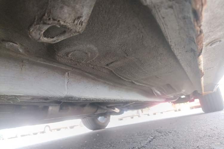 Used Bestune B50 2013 1.6L manual luxury version Chassis Front Left