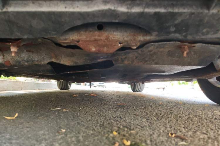 Used Bestune B50 2013 1.6L manual Comfort trim level Chassis Front