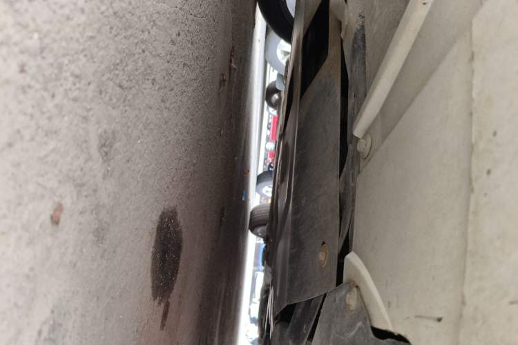 Used Bestune B50 2013 1.6L manual luxury version Chassis Front