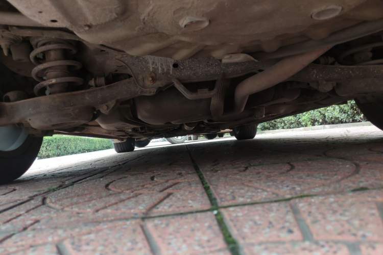 Used Bestune B50 2013 1.6L manual Comfort trim level Chassis Rear