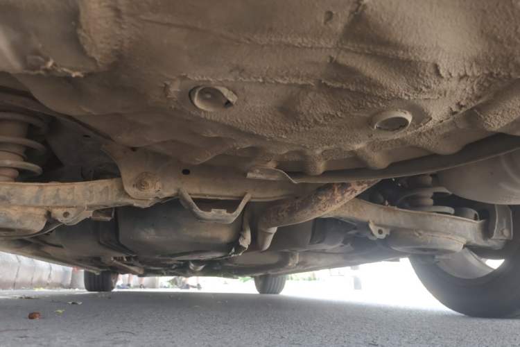 Used Bestune B50 2013 1.6L automatic luxury version Chassis Rear