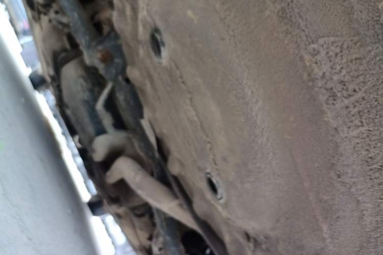 Used Bestune B50 2013 1.6L manual luxury version Chassis Rear