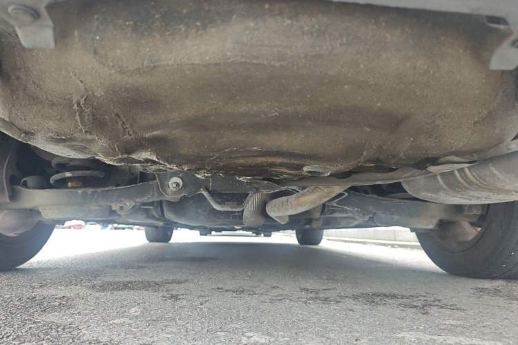 Used Bestune B50 2013 1.6L automatic luxury version Chassis Rear