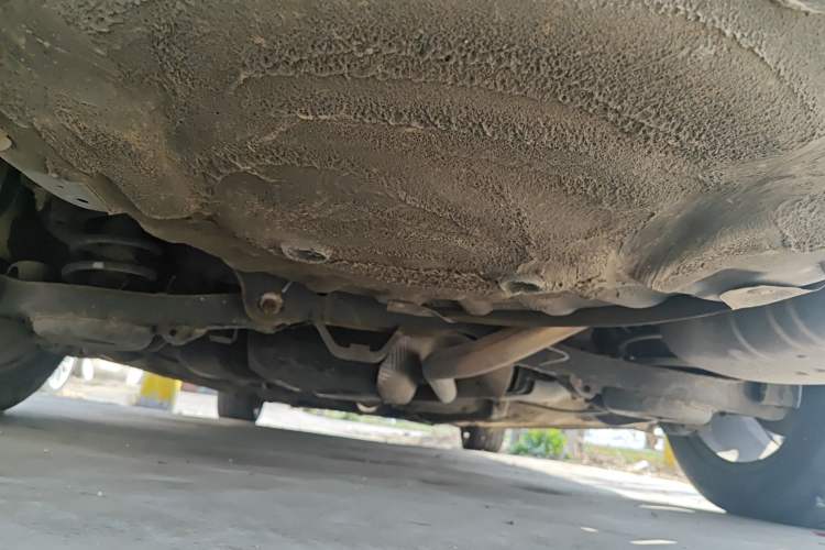 Used Bestune B50 2013 1.6L automatic luxury version Chassis Rear