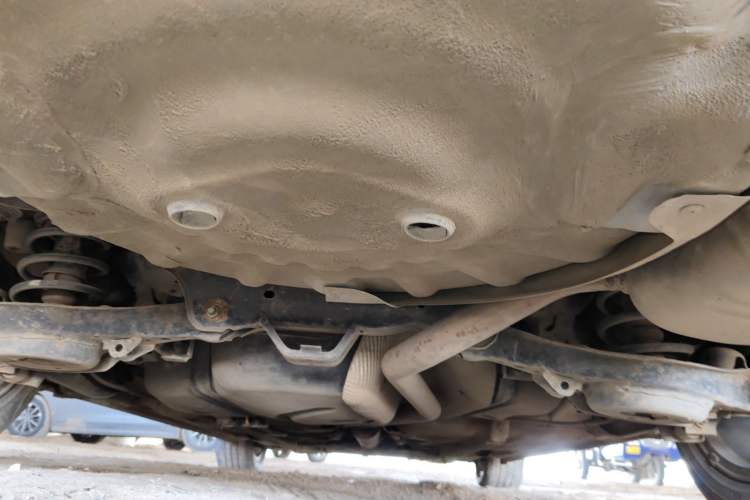 Used Bestune B50 2013 1.6L manual luxury version Chassis Rear
