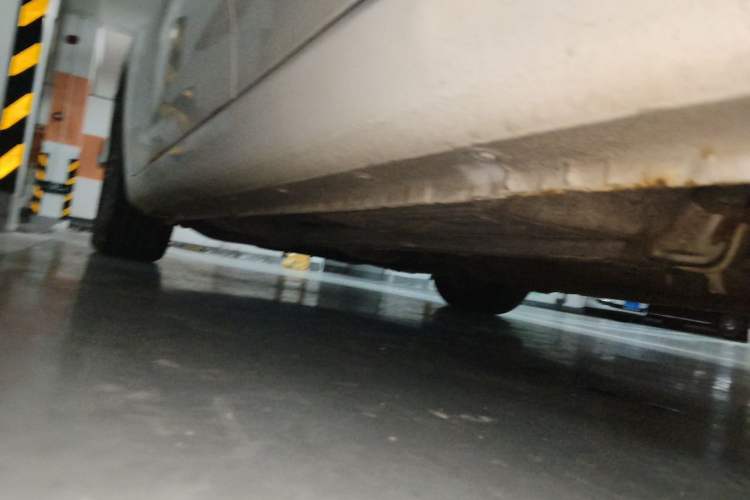 Used Bestune B50 2013 1.6L automatic luxury version Chassis Rear Left