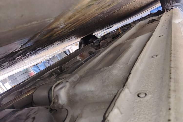 Used Bestune B50 2013 1.6L automatic luxury version Chassis Rear Left