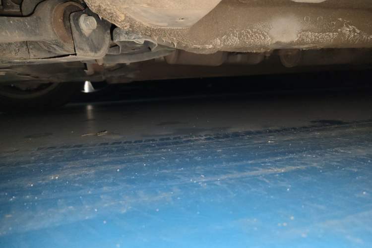 Used Bestune B50 2013 1.6L automatic luxury version Chassis Rear Left