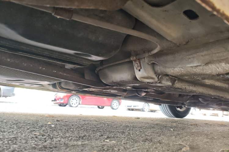 Used Bestune B50 2013 1.6L manual Comfort trim level Chassis Rear Right