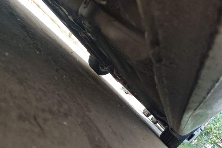Used Bestune B50 2013 1.6L manual Comfort trim level Chassis Rear Right