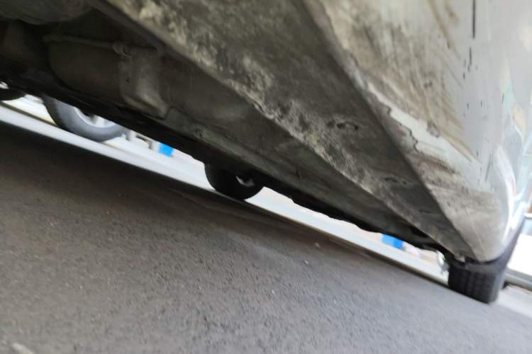 Used Bestune B50 2013 1.6L automatic luxury version Chassis Rear Right