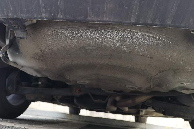 Used Bestune B50 2013 1.6L automatic luxury version Chassis Rear