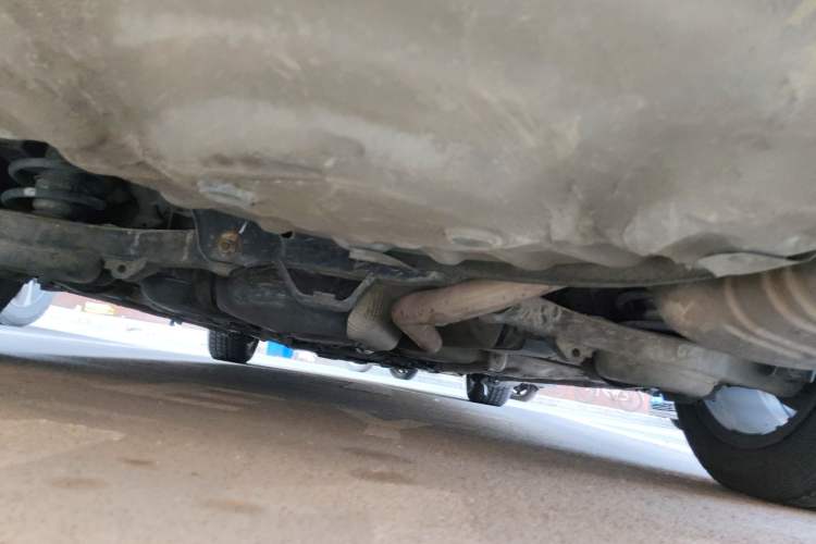 Used Bestune B50 2013 1.6L automatic luxury version Chassis Rear