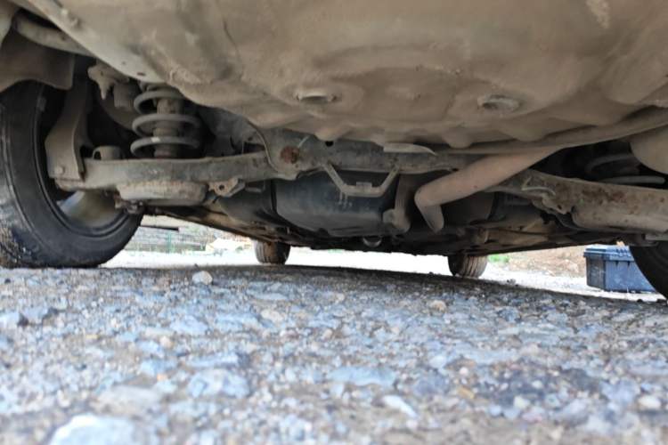 Used Bestune B50 2013 1.6L manual Comfort trim level Chassis Rear